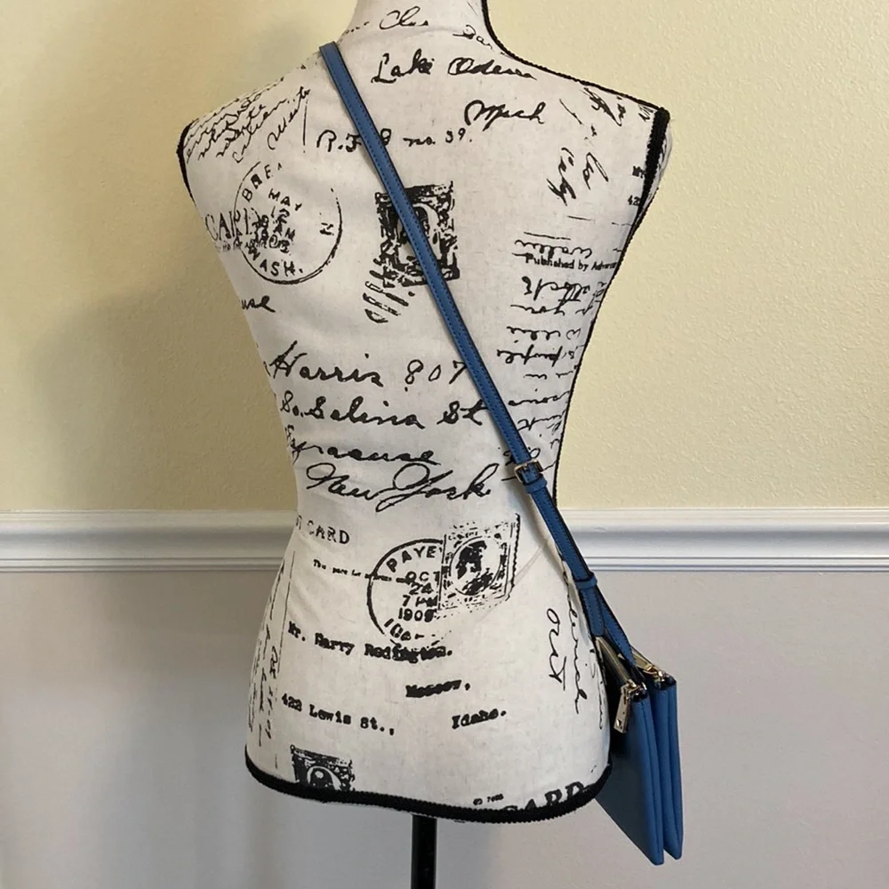 NEW GUESS BLUE CROSS BODY BAG